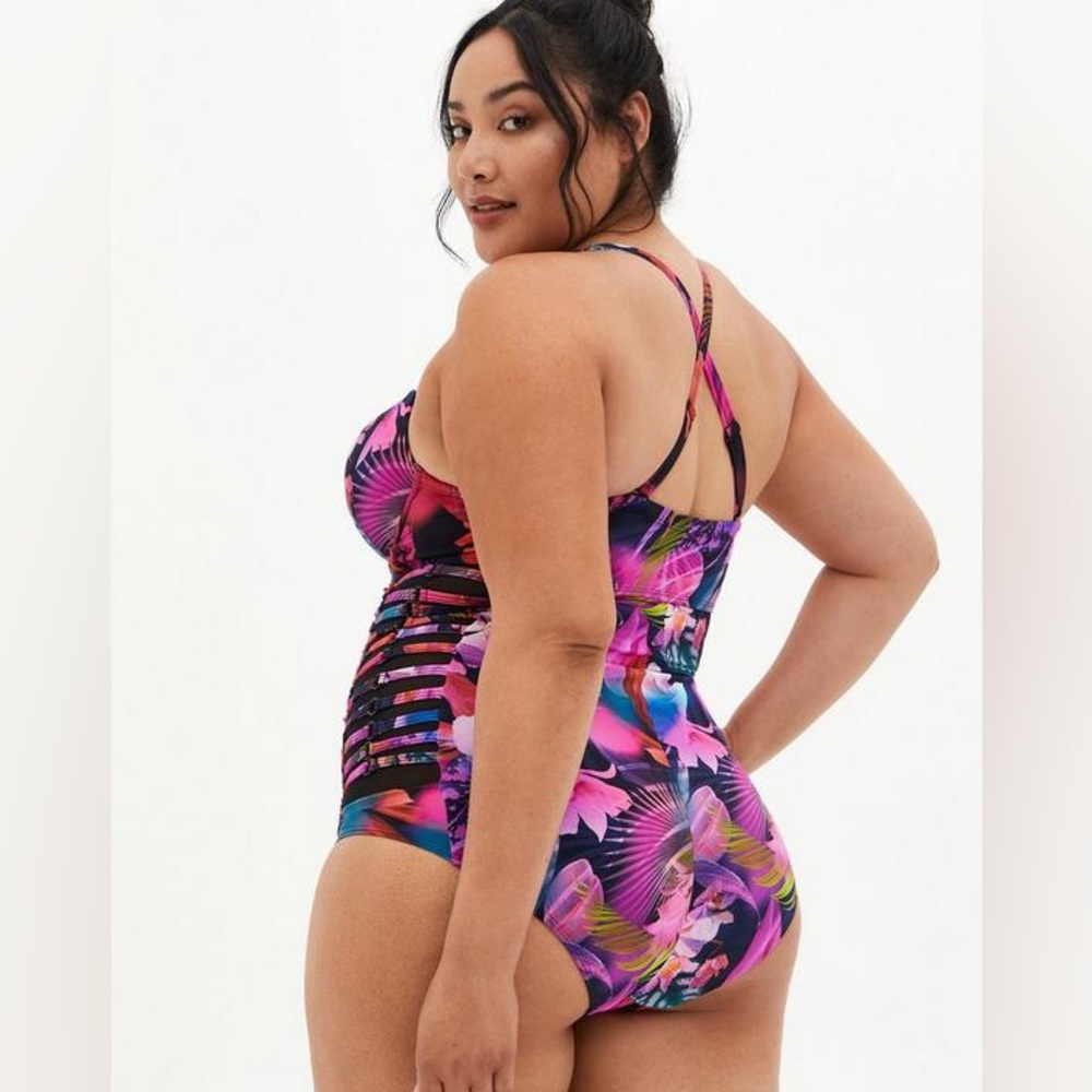 NWT RARE Torrid Pink Purple One Piece Swimsuit - Push Up Top & Slimming SOLD OUT